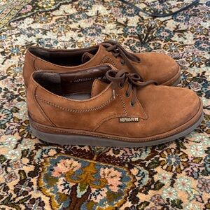 Mephisto Men’s Tan Brown Suede Lace-Up Derbys